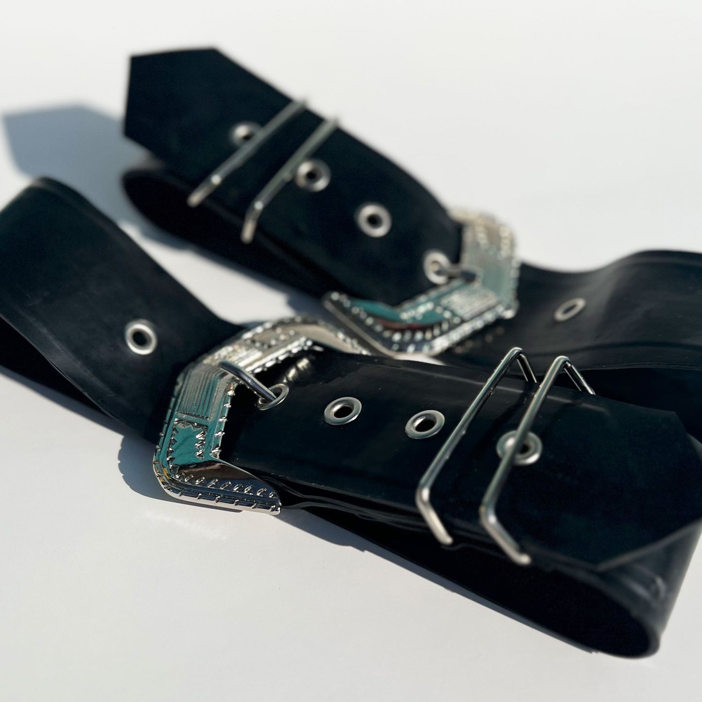 Western Buckle Latex Thigh Cuffs
